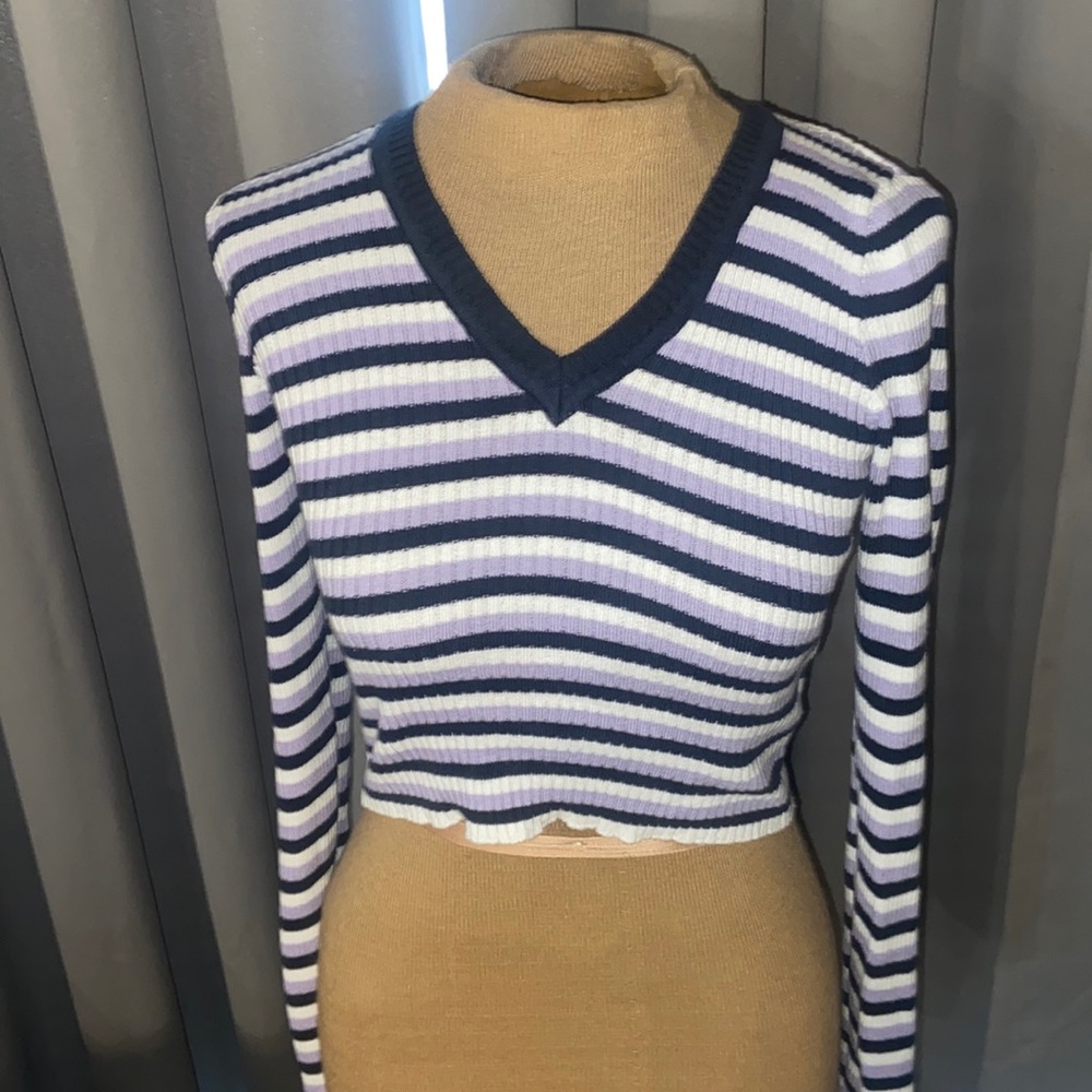 Brandy Melville sweater
